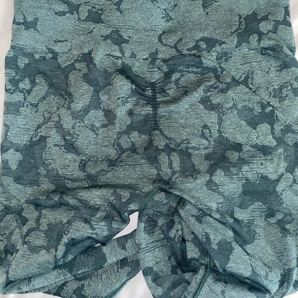 Gymshark leggings - Picture 2 of 2